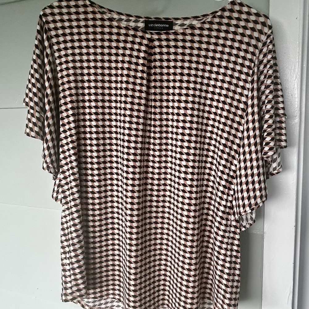Liz Claiborne Black and White Geometric Blouse